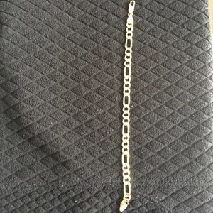 Solid 14k gold Figaro bracelet 7 inch